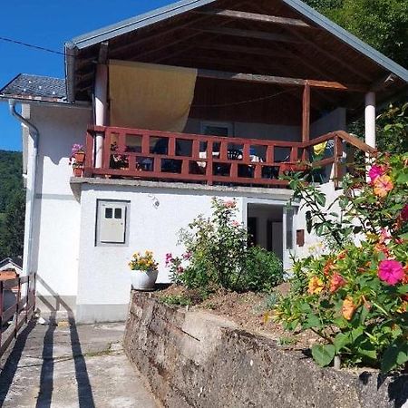Apartman Mely Kulen Vakuf Kültér fotó